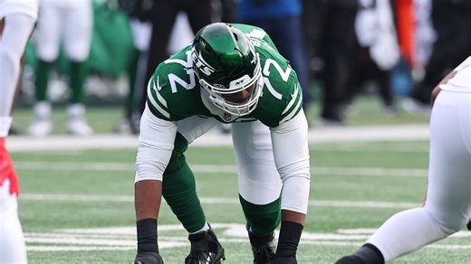 Micheal Clemons agrees to terms with the Colts