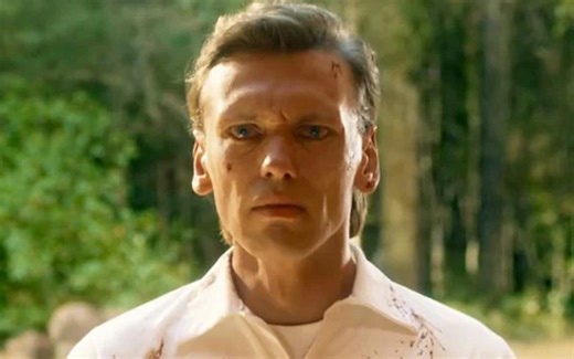 Jamie Campbell Bower é o grande destaque do final de Stranger Things