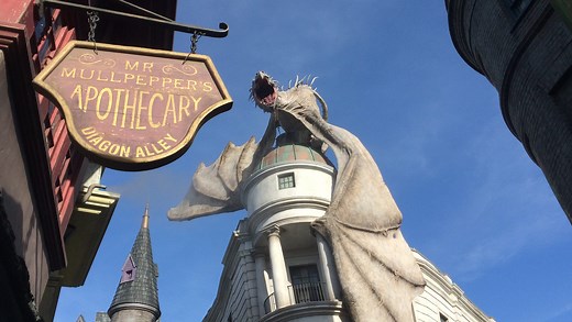 Universal Studios Hollywood vs. Orlando: Which is better?
