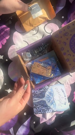 Today is your last chance to subscribe and unbox the August Blue Moon Box!  Wondering what's inside?  Full Relaxation Bath Soak from @camillebeckman  Moon Goddess Incense Dish  A piece of moon-inspired jewelry  Palo Azul Fluorescent Alkaline Tea from @drinkmagik  Blue Moon Mist from @octoberoccult  Dumortierite tumble  Blue quartz Hurry, tap the link in our bio before 6:30pm ET tonight! (8/17) : @magickgemini | Goddess Provisions | Facebook
