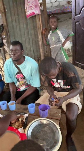 Vidéos de Mario Bah L’argent (@mario_larrangeur) avec son original - Mario Bah L’argent