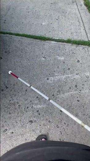 How do blind people use a white cane? ￼