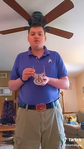 What the hell is a Spore Drive and why does it suck? #startrek #sporedrive #discovery