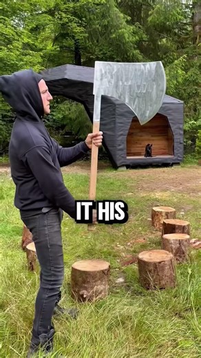 He makes his own custom axes 👀