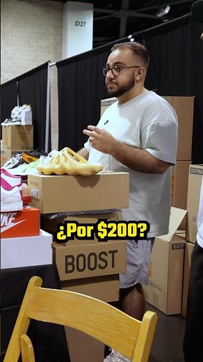 Pensó que estaba intentando bajarle el precio 😅🤝🏼#sneakerhead #sneakercon