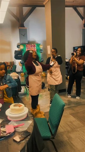 We did it again. 🎂✨ CAKE X CULTURE was everything. From the laughter to the creativity to everyone proudly holding up their cakes yelling “CAKE X CULTURE” the energy in the room was unmatched. 🙌🏾🔥 I’m always a little nervous before events, but God continues to show me that when He gives the vision, He also gives the grace to execute it. Thank you to everyone who showed up, supported, sponsored, and participated. This wasn’t just a cake class, it was community. HUGE thank you to Roots 101 for