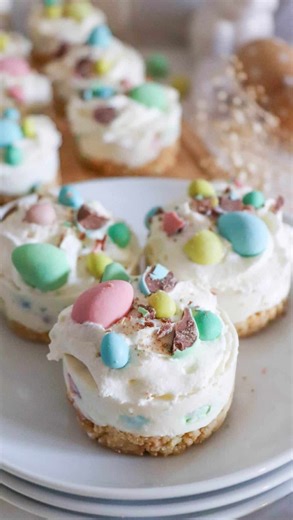Heather Painchaud | No-Bake Easter Cheesecake ✨ Mini cheesecakes so easy, even your teens can help (if they’re not too busy raiding the candy stash) 🤪🐰... | Instagram