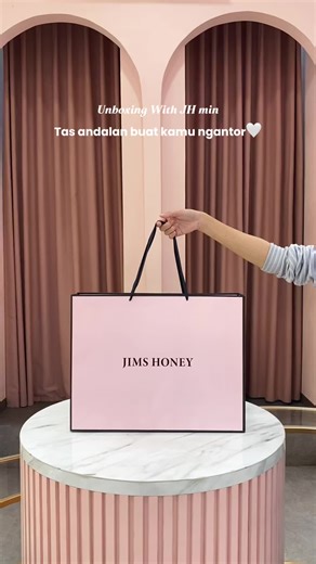 Tas yang bener bener ngantor able. Gong nyaa dia juat laptop sampai 14 inch😫🫶🏻✨ #rekomendasi #tas #ngantor #jimshoney #unboxing