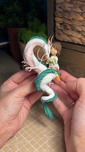 72K views · 2.9K reactions | Those sinuous spun cotton threads become something extraordinary... weaving through our imagination like delicate webs. Magical work from Cotton wool toys @cotton_toys_st. #beautifulbizarre #cottontoy #cottontoys #handmade #dragon #fiberart #spuncotton #art | Beautiful Bizarre Magazine | Facebook