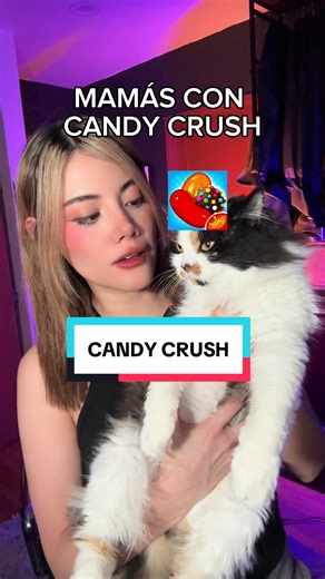 Mamás Jugando Candy Crush: Diversión y Estrategia