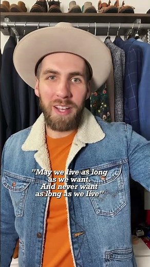 10 Funny Drinking Toasts You Should Know! #weddingtoast #toast #cheers