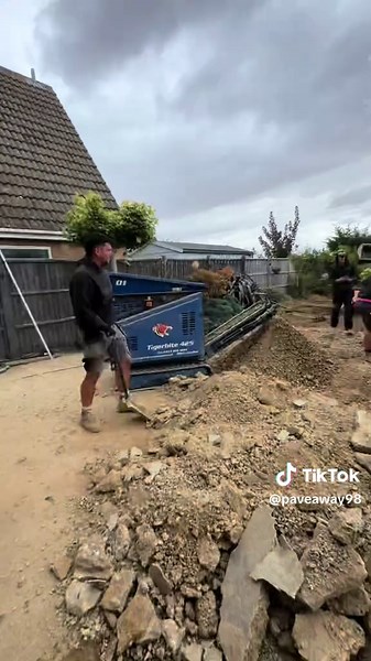 Creating a Stunning Patio with Porcelain Tiles