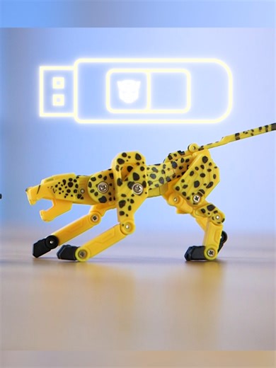 My USB drive is a Transformer 👍 | Transformers Toy