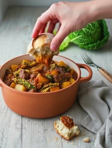 Spezzatino con patate verza o cappuccio ricetta tradizionale e Bimby le ricette di RitaAmordicucina