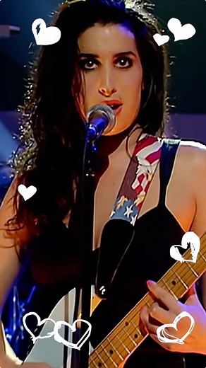 Amy Winehouse unforgettable TV debut - Stronger Than Me & Take The Box