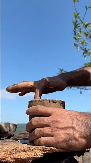 Primitive Clay Pot | Survival Pottery Without Tools.#outdoorskills #villagelife #mountain