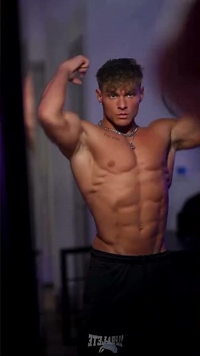 Handsome Guys Posing With His Physique -Christian Elliott #motivation #muscle #bodybuilding #fitness