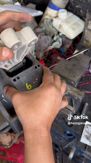 Cómo identificar soportes de motor dañados fácilmente