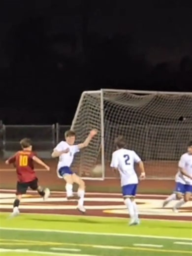 Varsity high school goal. Good timing, clean touch, and a calm finish in varsity competition. #HighSchoolSoccer #VarsitySoccer #SoccerGoal #SoccerHighlights #YouthSoccerUSA