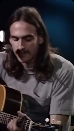 James Taylor & Carole King - You’ve Got A Friend (BBC In Concert, 11/13/71) James is joined by Carole King on piano, Leland Sklar on bass and Russ Kunkel on percussion. “You’ve Got a Friend” is a 1971 song by American singer-songwriter Carole King. It was first recorded by King and included on her second studio album, #Tapestry (1971). Another well-known version by James Taylor appears on his album Mud Slide Slim and the Blue Horizon. His was released as a single in 1971, reaching number one on 