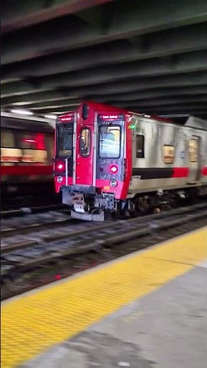 MNRR: 6 car #M8 on the #newhavenline bypass Fordham #mta #metronorth #youtubeshorts #thebronx #4k