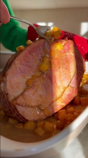 ♡Pineapple Brown -Sugar Glazed Ham Weelicious