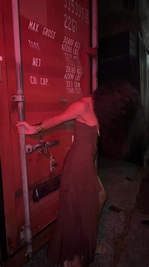 she wolf @@kikigetscheeki on ig