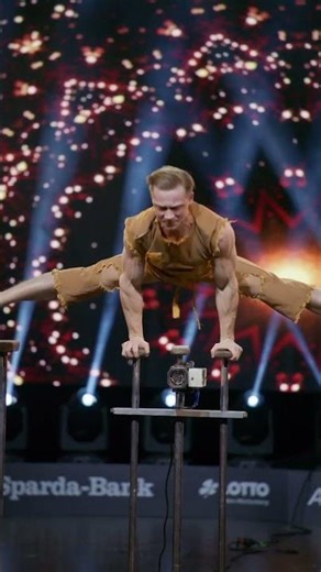 Shorts TurnGala 2025/26 Beyond Limits #turngala Reels - Fliegestütze mit Ruslan Kalachevskyi
