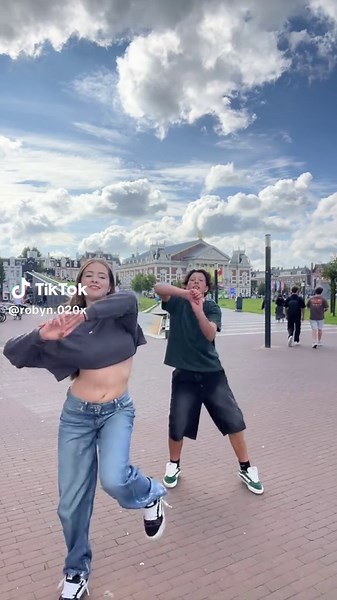 Dance in Amsterdam: Experience the Energy