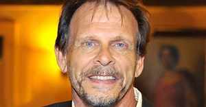 Marc Singer Retorna ao Universo de V | Nova Temporada