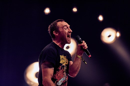 11 Easy Karaoke Songs for Beginners