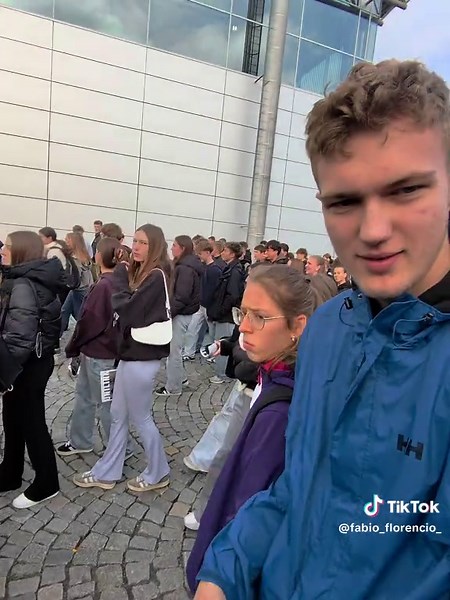 Gaudeamus: Extrovert s Metaglasses