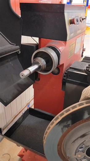 ‏brake rotor resurfacing #howto #mechanic #tips #usa
