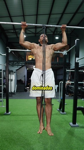 No cometas este error si quieres hacer tus primeras Dominadas🫵 . . . #calistenia #fitness #pullups #dominadas #calisthenics