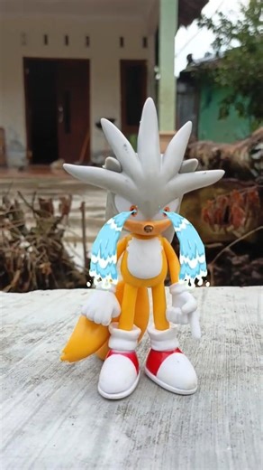 Tails crying after friends leave #shorts #sonicthehedgehog