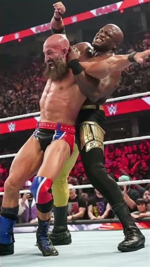 Braun Strowman vs Bobby Lashley 💪 Epic Arm Wrestling Battle | WWE Raw