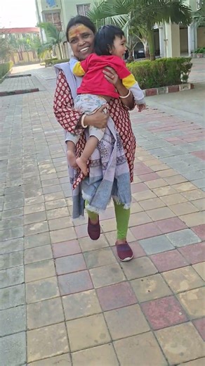 দুজনেই ছুটছে #cutebaby #dailyvideo ##pujasvlog