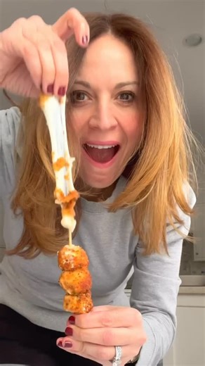 Anna Francese Gass | Mozzarella “sticks”-comment 🧀 for the recipe! This is the most delicious and easy way to make mozzarella sticks at home. Simple, just a... | Instagram