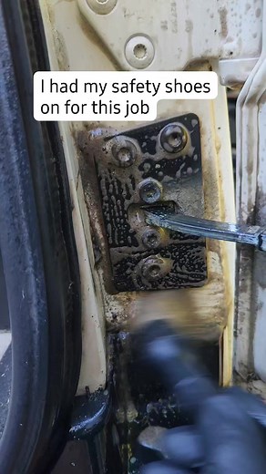 514K views · 3.8K reactions | Dirty construction van in for a full detail #cardetailing #trending #carwash #snowfoam #carsofinstagram #carcleaning #cleaninghacks #cardetail #wash #smallbusiness #cardetailersofinstagram #cardetailer #cardetailingproducts #autodetailing #asmr #asmrcleaning #detailingworld | Autoclean Detailing | Facebook