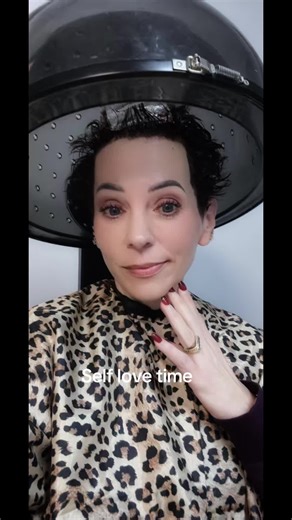 Embrace Self-Love with Ruby Lynne's AI Tips