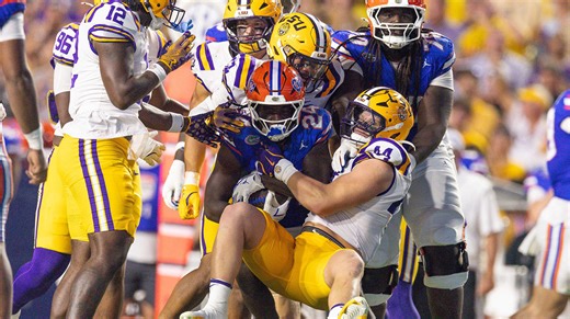 Tensions erupt on the field before LSU-Florida kickoff