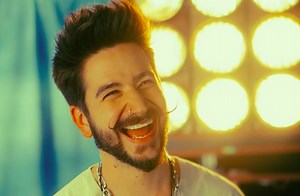 Camilo estrena su nuevo álbum, 'Mis manos'