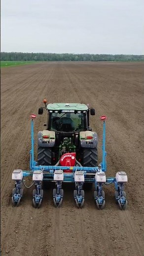 Precision Planting with John Deere 6135R | Monosem NG+M Extendable 6 row