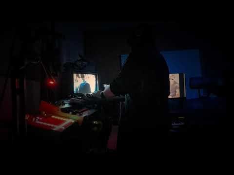 Deturb.002 | Vibrant Drone (Live Session)