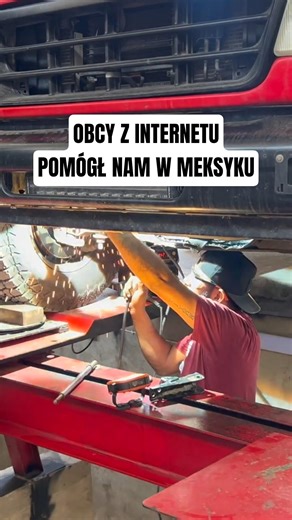 A STRANGER FROM THE INTERNET REPAIRS A CAMPER
