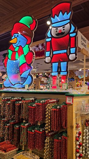 Beautiful infinity and high-vibrancy lighted decor at Bronner's! | Bronner's CHRISTmas Wonderland