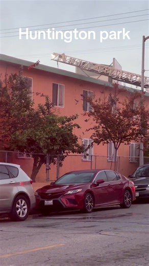 Frank Danny Cruz Gor (@frankdannycruzgordillo)’s video of huntington park