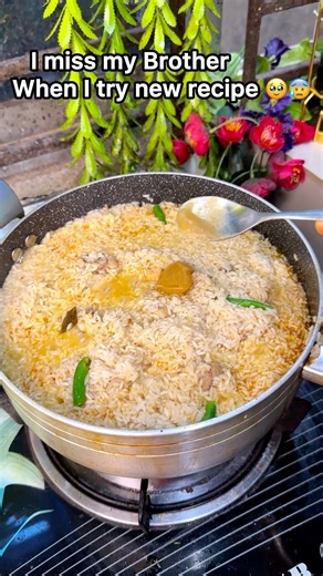 একটাই ভাই আমার আজ পর্যন্ত মন মত একটু আপ্যায়ন ও করতে পারিনি😰😓