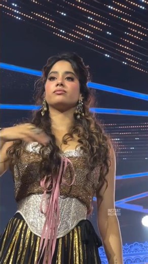 ᴊᴀᴀɴᴠɪ ᴋᴀᴘᴏᴏʀ 💗 ᴀʀʏᴀɴ ᴋʜᴀɴ ❤️ ᴛʀᴇɴᴅɪɴɢ ᴠɪᴅᴇᴏ 👑 sʜᴏʀᴛs ᴠɪᴅᴇᴏ