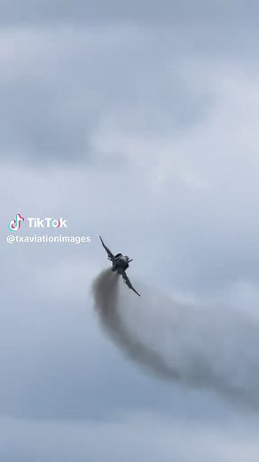 Hellenic Air Force F-4 Phantom Demo – Lann Bihoué 2026